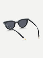 Flat Lens Cat Eye Sunglasses