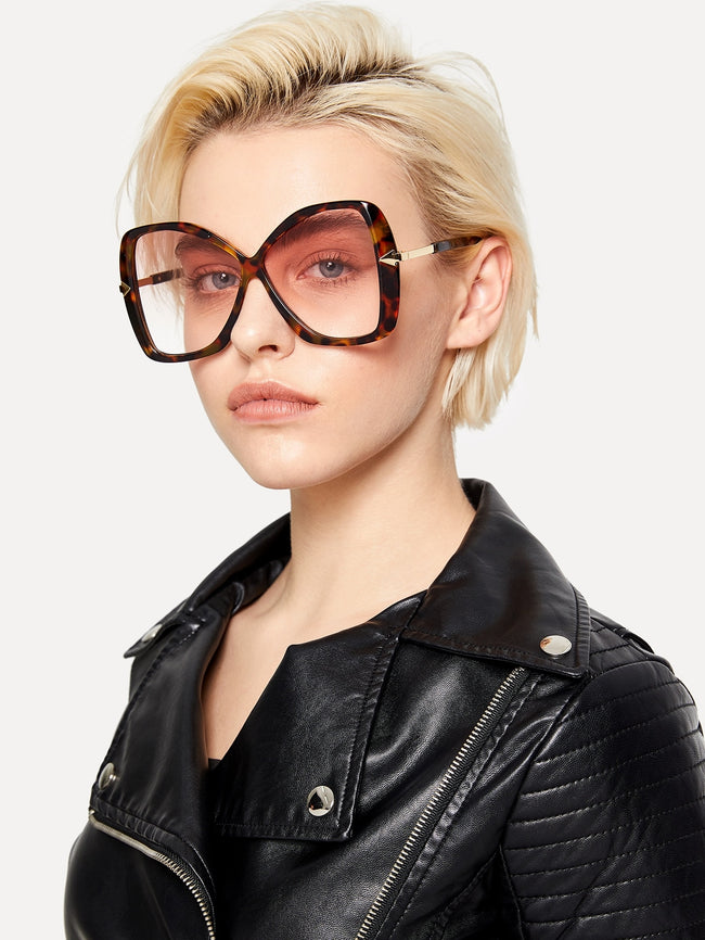 Tortoise Shell Frame Oversized Sunglasses